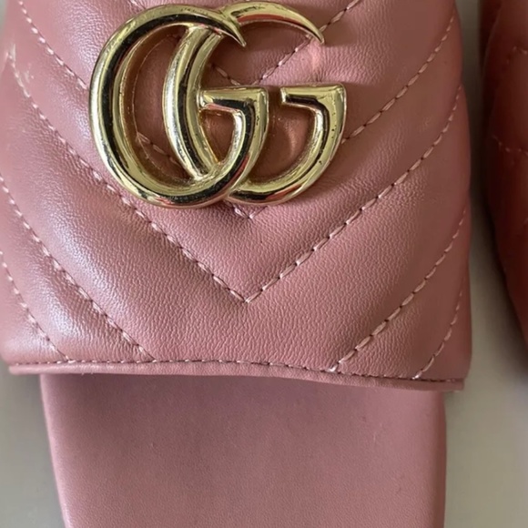 Gucci Marmont sandals - Picture 2 of 4